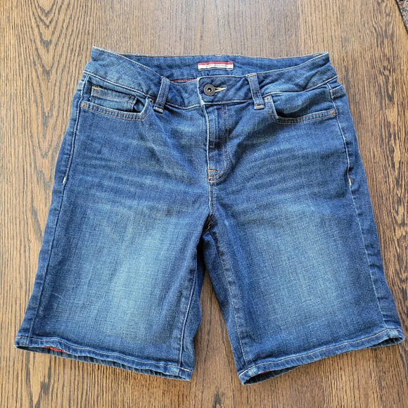 Tommy Hilfiger Dark Wash Denim Jean Shorts Size Women's 2 - Picture 3 of 9